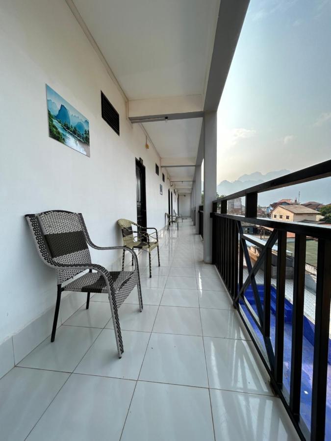 Vang Vieng Backpackers Hostel Екстер'єр фото