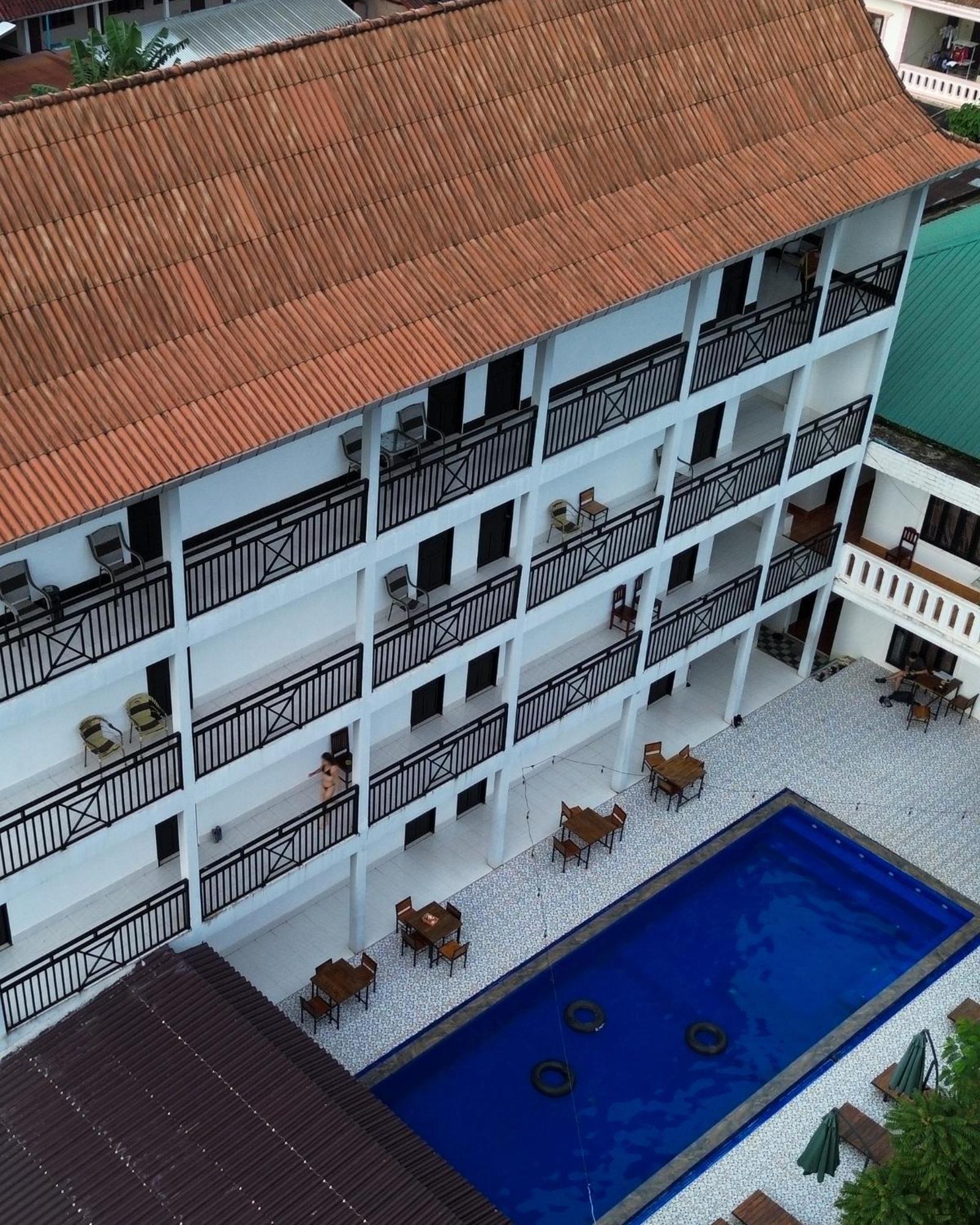Vang Vieng Backpackers Hostel Екстер'єр фото